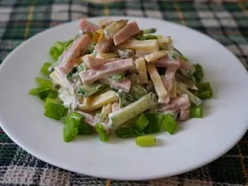 Салат с сыром и шампиньонами по-голландски