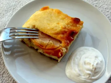 Запеканка творожная с яблоками