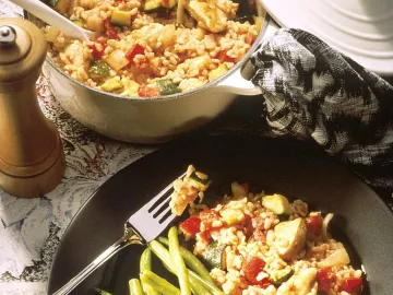 Рис с курицей, кабачком и перцем со стручковой фасолью